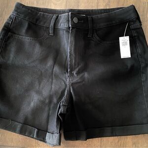 Black Women's high waisted Shorts from Old Navy